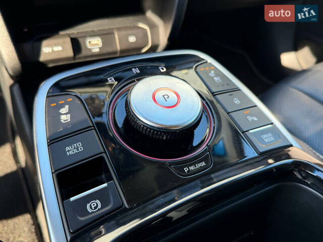 Киа Niro, объемом двигателя 0 л и пробегом 87 тыс. км за 17250 $, фото 49 на Automoto.ua