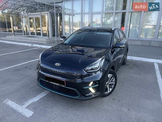 Киа Niro, объемом двигателя 0 л и пробегом 93 тыс. км за 18950 $, фото 2 на Automoto.ua