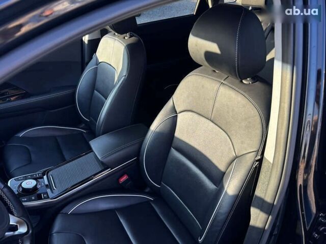 Киа Niro, объемом двигателя 0 л и пробегом 112 тыс. км за 19999 $, фото 20 на Automoto.ua