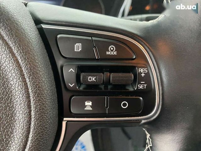 Киа Niro, объемом двигателя 0 л и пробегом 101 тыс. км за 20950 $, фото 14 на Automoto.ua