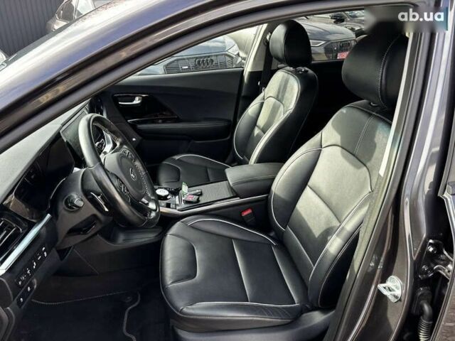 Киа Niro, объемом двигателя 0 л и пробегом 110 тыс. км за 21200 $, фото 20 на Automoto.ua