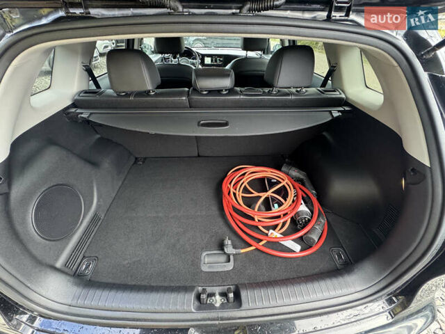 Кіа Niro, об'ємом двигуна 0 л та пробігом 164 тис. км за 18900 $, фото 43 на Automoto.ua