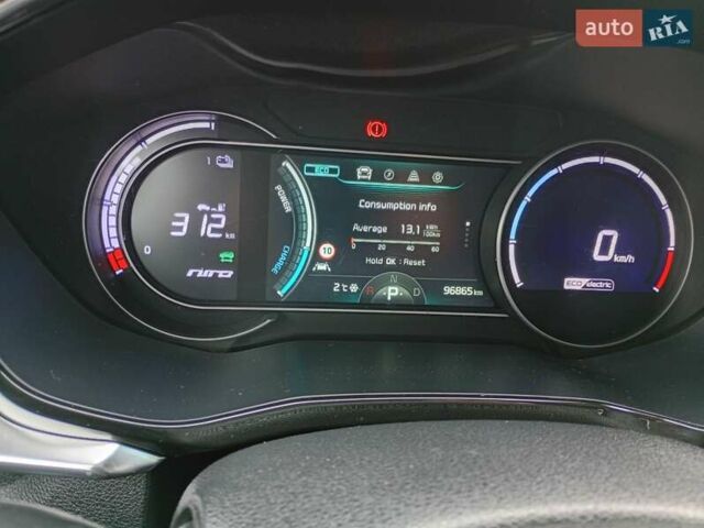Кіа Niro, об'ємом двигуна 0 л та пробігом 96 тис. км за 19500 $, фото 9 на Automoto.ua