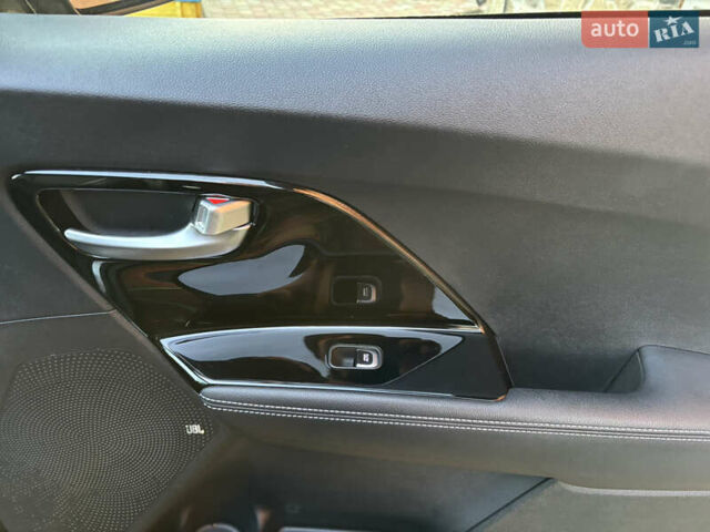 Кіа Niro, об'ємом двигуна 0 л та пробігом 117 тис. км за 19600 $, фото 25 на Automoto.ua