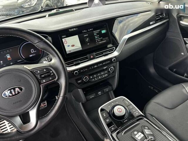 Киа Niro, объемом двигателя 0 л и пробегом 95 тыс. км за 20450 $, фото 19 на Automoto.ua