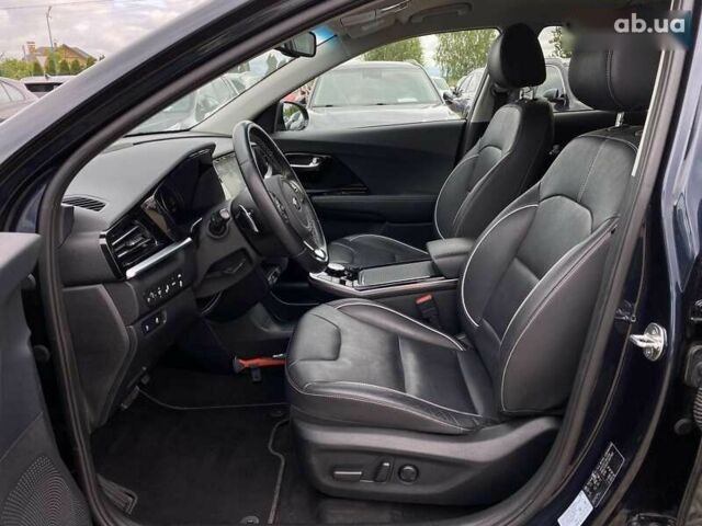 Киа Niro, объемом двигателя 0 л и пробегом 106 тыс. км за 20300 $, фото 24 на Automoto.ua