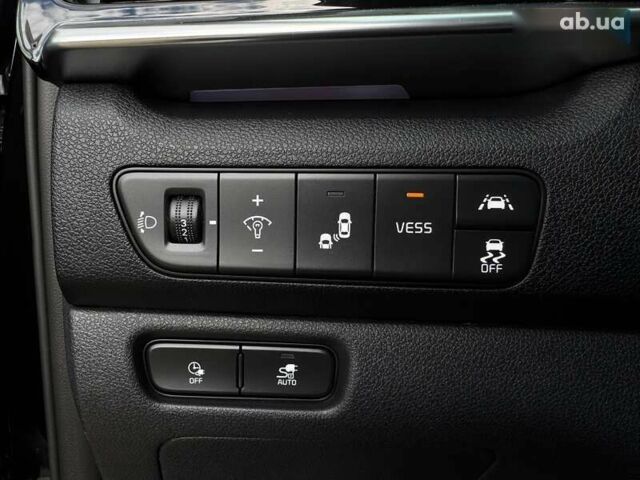 Киа Niro, объемом двигателя 0 л и пробегом 69 тыс. км за 22200 $, фото 13 на Automoto.ua