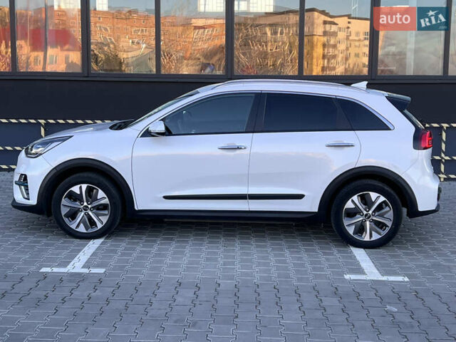 Киа Niro, объемом двигателя 0 л и пробегом 1 тыс. км за 19200 $, фото 8 на Automoto.ua