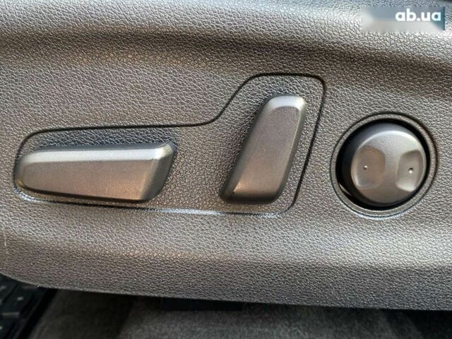 Киа Niro, объемом двигателя 0 л и пробегом 116 тыс. км за 20800 $, фото 12 на Automoto.ua