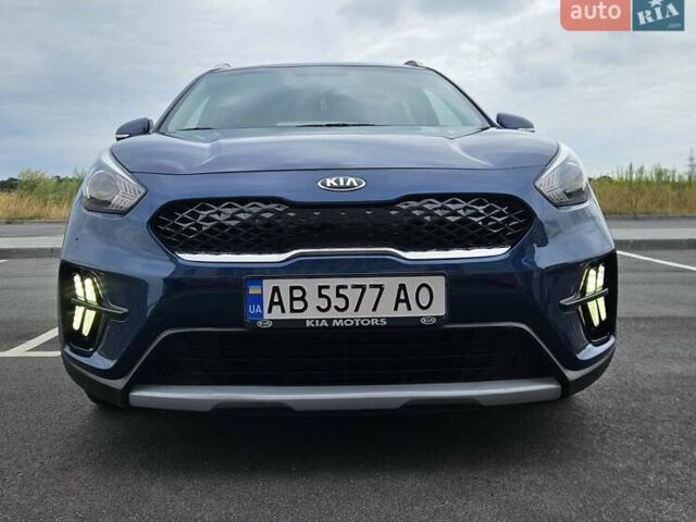 Кіа Niro, об'ємом двигуна 1.6 л та пробігом 211 тис. км за 16499 $, фото 11 на Automoto.ua