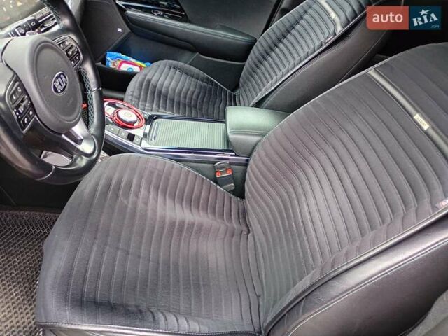 Кіа Niro, об'ємом двигуна 0 л та пробігом 96 тис. км за 19500 $, фото 14 на Automoto.ua
