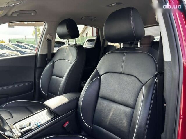 Киа Niro, объемом двигателя 0 л и пробегом 44 тыс. км за 22600 $, фото 17 на Automoto.ua