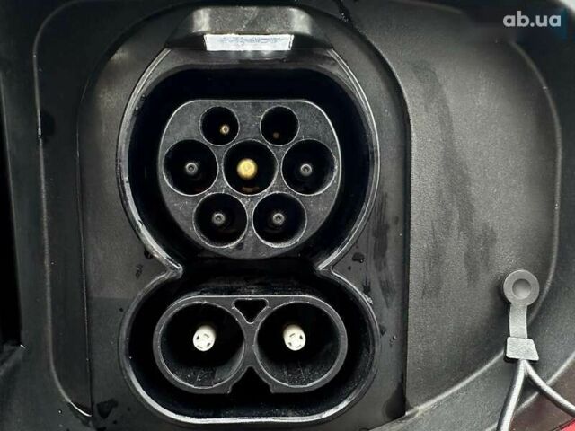 Киа Niro, объемом двигателя 0 л и пробегом 47 тыс. км за 24900 $, фото 22 на Automoto.ua