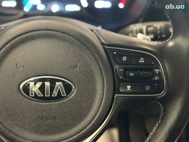 Киа Niro, объемом двигателя 0 л и пробегом 155 тыс. км за 19400 $, фото 23 на Automoto.ua