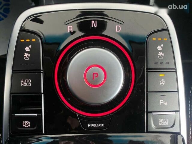 Киа Niro, объемом двигателя 0 л и пробегом 101 тыс. км за 20950 $, фото 25 на Automoto.ua