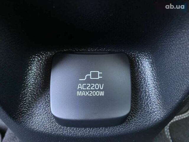 Кіа Niro, об'ємом двигуна 0 л та пробігом 48 тис. км за 24700 $, фото 10 на Automoto.ua