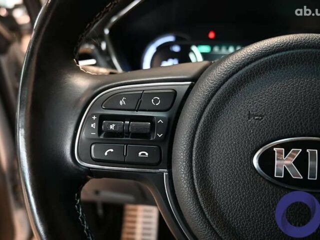 Киа Niro, объемом двигателя 0 л и пробегом 146 тыс. км за 20726 $, фото 11 на Automoto.ua