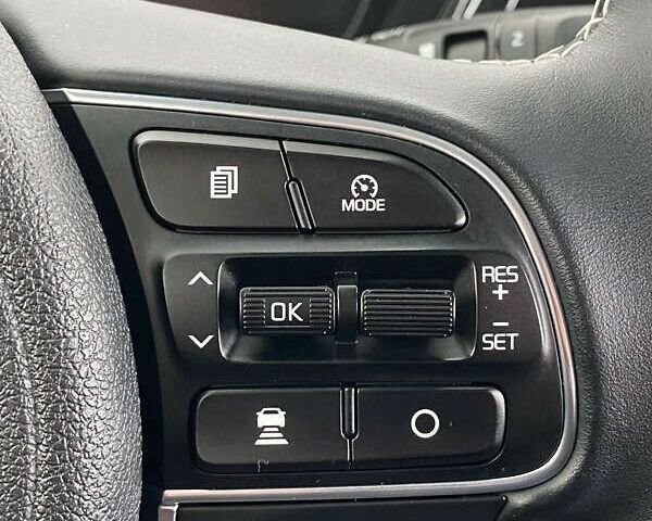 Киа Niro, объемом двигателя 0 л и пробегом 70 тыс. км за 22350 $, фото 19 на Automoto.ua