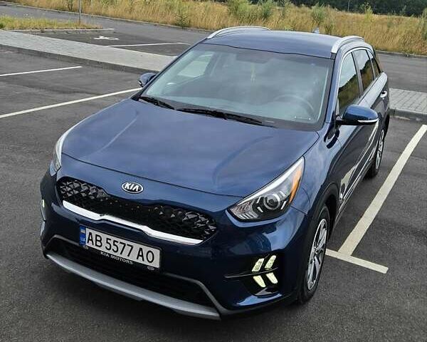Кіа Niro, об'ємом двигуна 1.6 л та пробігом 211 тис. км за 16499 $, фото 13 на Automoto.ua