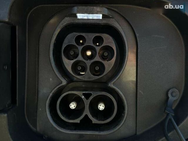 Киа Niro, объемом двигателя 0 л и пробегом 58 тыс. км за 22900 $, фото 10 на Automoto.ua