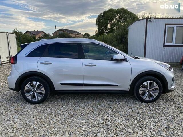 Кіа Niro, об'ємом двигуна 0 л та пробігом 81 тис. км за 21950 $, фото 14 на Automoto.ua