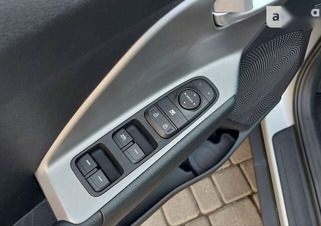 Киа Niro, объемом двигателя 0 л и пробегом 4 тыс. км за 20799 $, фото 10 на Automoto.ua