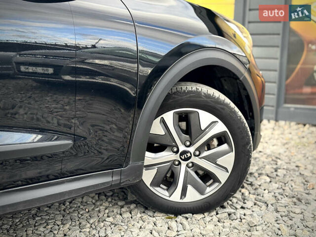 Кіа Niro, об'ємом двигуна 0 л та пробігом 164 тис. км за 18900 $, фото 23 на Automoto.ua