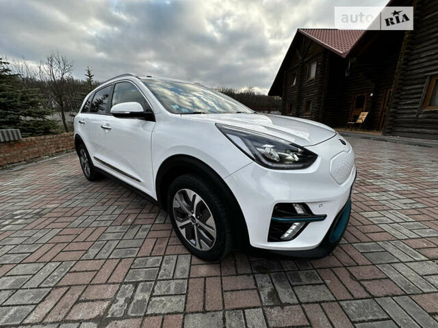 Кіа Niro, об'ємом двигуна 0 л та пробігом 119 тис. км за 22999 $, фото 44 на Automoto.ua