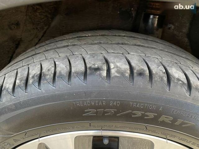 Кіа Niro, об'ємом двигуна 0 л та пробігом 123 тис. км за 20700 $, фото 21 на Automoto.ua