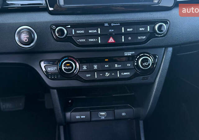 Киа Niro, объемом двигателя 0 л и пробегом 150 тыс. км за 19500 $, фото 16 на Automoto.ua