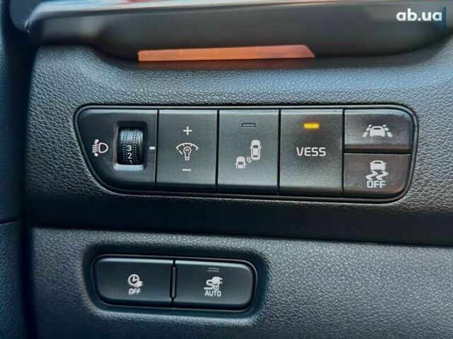 Киа Niro, объемом двигателя 0 л и пробегом 69 тыс. км за 22200 $, фото 10 на Automoto.ua