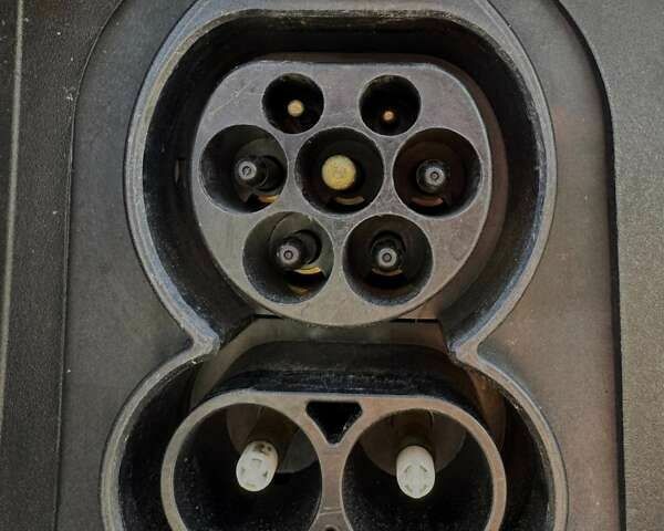 Киа Niro, объемом двигателя 0 л и пробегом 69 тыс. км за 22200 $, фото 29 на Automoto.ua