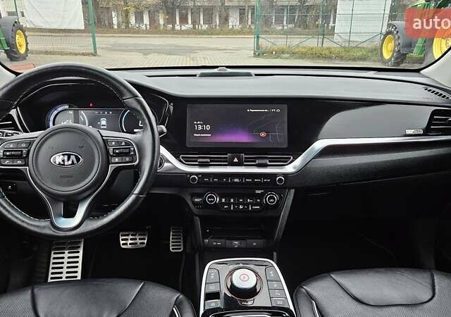 Кіа Niro, об'ємом двигуна 0 л та пробігом 133 тис. км за 19950 $, фото 31 на Automoto.ua