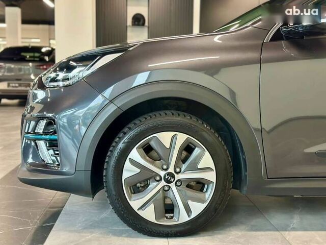 Киа Niro, объемом двигателя 0 л и пробегом 155 тыс. км за 19400 $, фото 5 на Automoto.ua