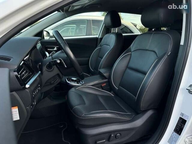 Кіа Niro, об'ємом двигуна 0 л та пробігом 62 тис. км за 23400 $, фото 27 на Automoto.ua
