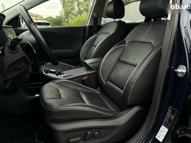 Киа Niro, объемом двигателя 0 л и пробегом 117 тыс. км за 19900 $, фото 1 на Automoto.ua
