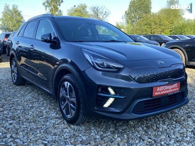 Киа Niro, объемом двигателя 0 л и пробегом 82 тыс. км за 22200 $, фото 28 на Automoto.ua