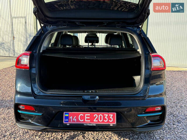 Киа Niro, объемом двигателя 0 л и пробегом 87 тыс. км за 17250 $, фото 77 на Automoto.ua