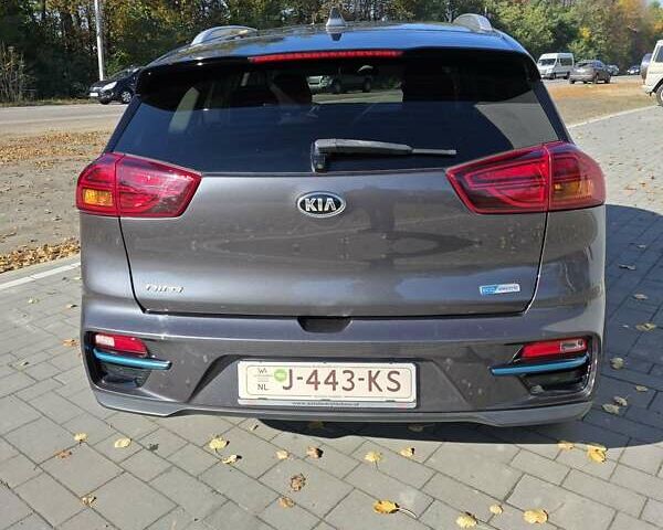 Киа Niro, объемом двигателя 0 л и пробегом 89 тыс. км за 18350 $, фото 8 на Automoto.ua