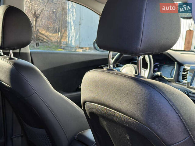 Киа Niro, объемом двигателя 0 л и пробегом 87 тыс. км за 17250 $, фото 63 на Automoto.ua