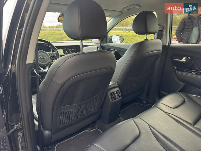 Кіа Niro, об'ємом двигуна 0 л та пробігом 164 тис. км за 18900 $, фото 48 на Automoto.ua