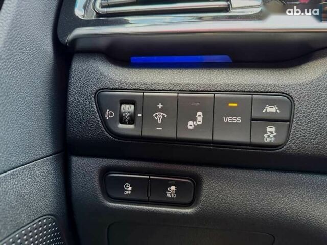 Киа Niro, объемом двигателя 0 л и пробегом 69 тыс. км за 23200 $, фото 13 на Automoto.ua