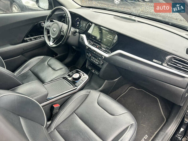Киа Niro, объемом двигателя 0 л и пробегом 136 тыс. км за 18700 $, фото 4 на Automoto.ua