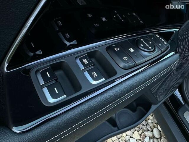 Киа Niro, объемом двигателя 0 л и пробегом 35 тыс. км за 24400 $, фото 4 на Automoto.ua