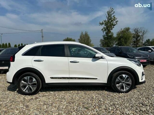 Киа Niro, объемом двигателя 0 л и пробегом 129 тыс. км за 19900 $, фото 20 на Automoto.ua