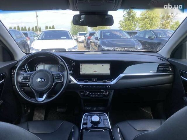 Кіа Niro, об'ємом двигуна 0 л та пробігом 131 тис. км за 21500 $, фото 26 на Automoto.ua