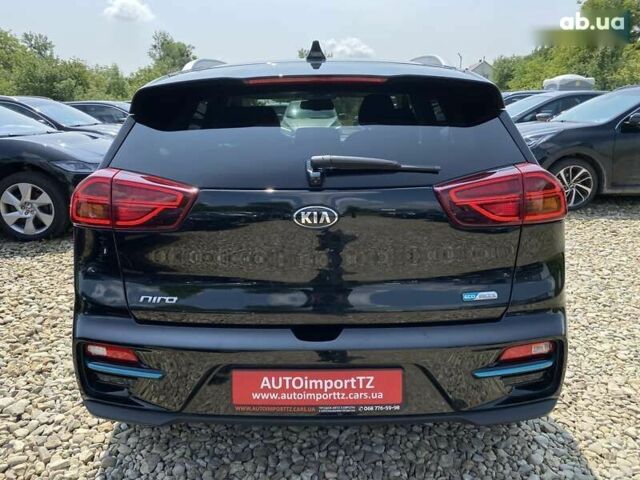 Киа Niro, объемом двигателя 0 л и пробегом 115 тыс. км за 20300 $, фото 15 на Automoto.ua