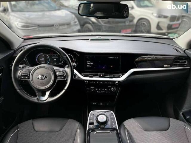 Киа Niro, объемом двигателя 0 л и пробегом 70 тыс. км за 19299 $, фото 29 на Automoto.ua