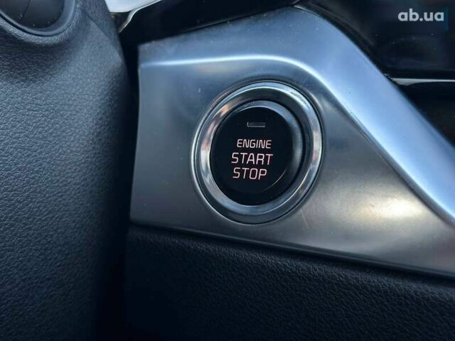 Киа Niro, объемом двигателя 0 л и пробегом 136 тыс. км за 17990 $, фото 28 на Automoto.ua