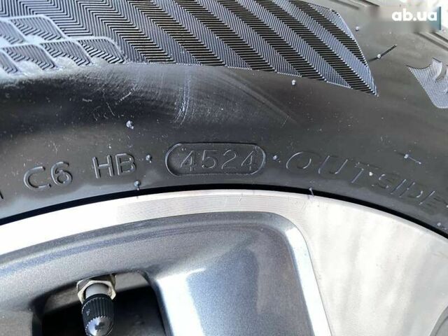 Кіа Niro, об'ємом двигуна 0 л та пробігом 107 тис. км за 21950 $, фото 26 на Automoto.ua